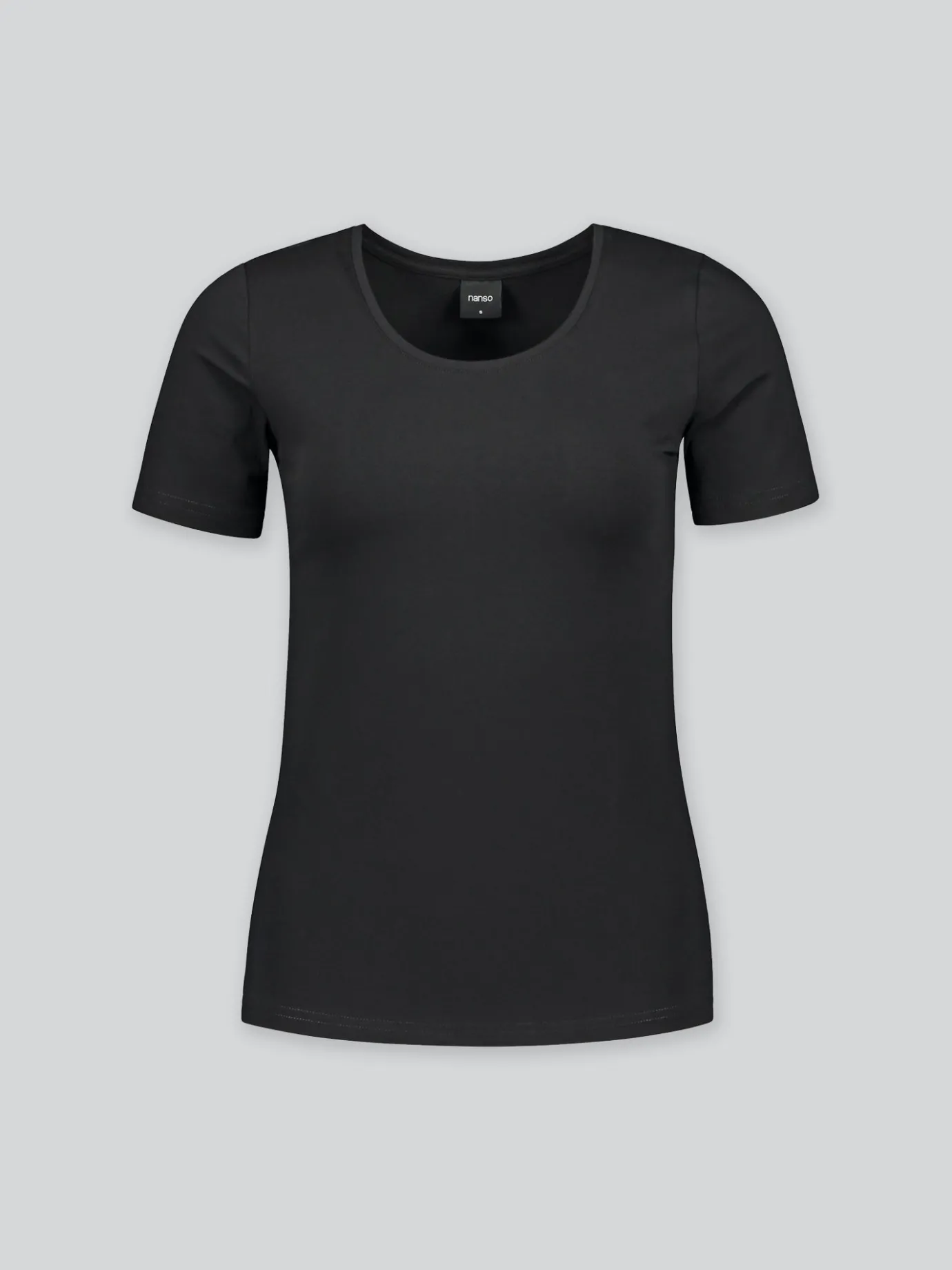 Basics|Paidat Ja Tunikat-Nanso BASIC t-paita - Musta