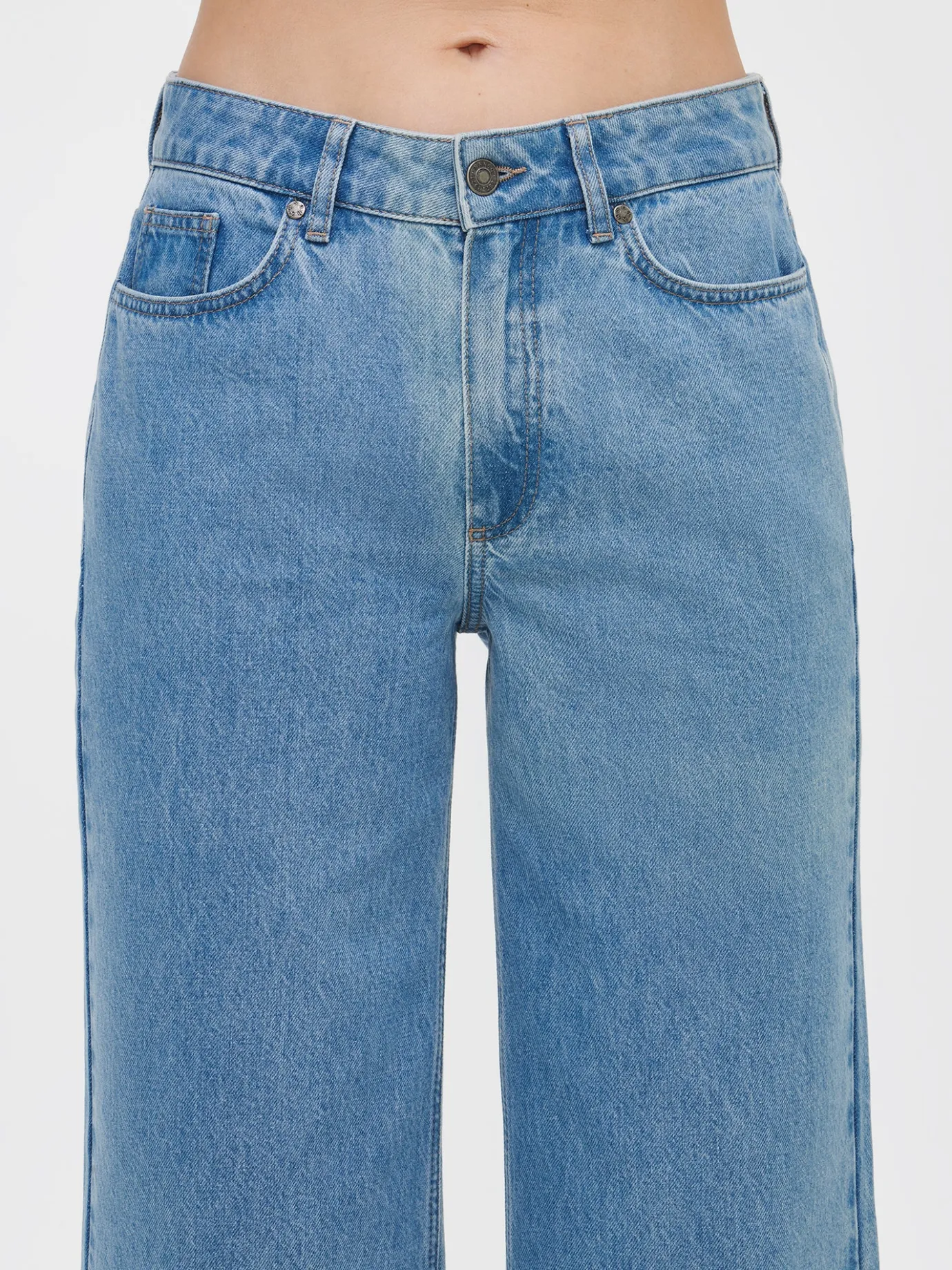 Housut Ja Farkut-Nanso CROPPED LEVEE farkut - Vaaleansininen